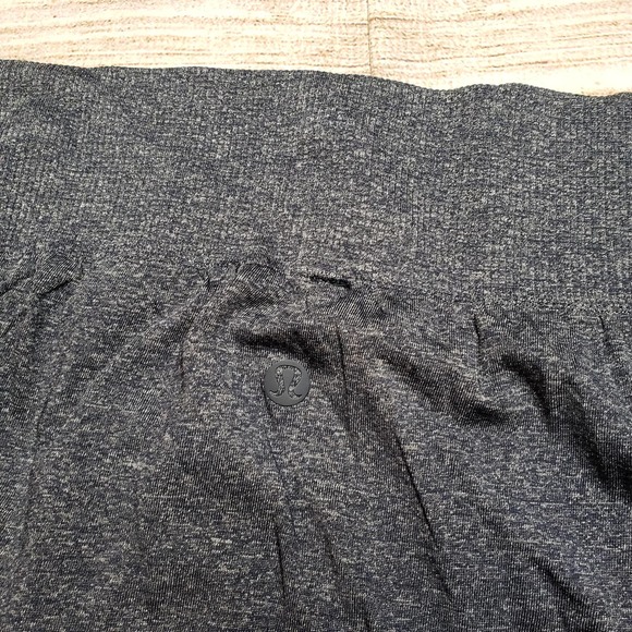 LULULEMON Boulevard Bliss Live Love And Let Go Gray Skirt 10 - Picture 6 of 8